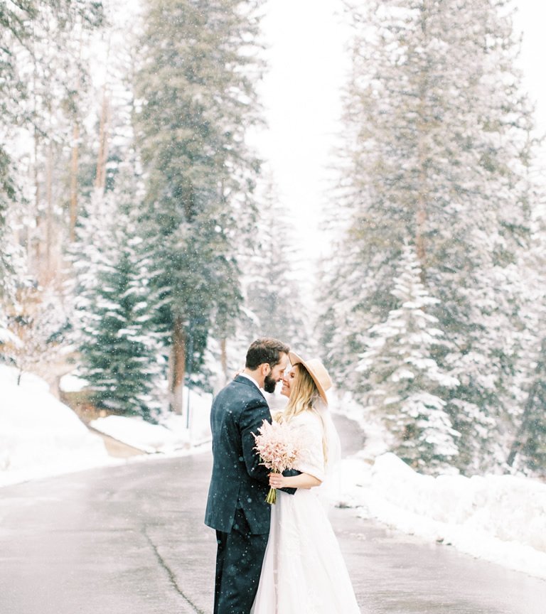 Vail Wedding Limo Service Beaver Creek Wedding Transportation and Shuttle